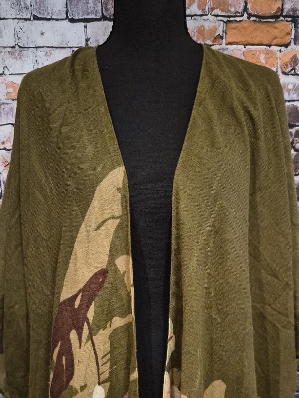 Sonoma Olive Floral Layered Wrap - Picture 3 of 11